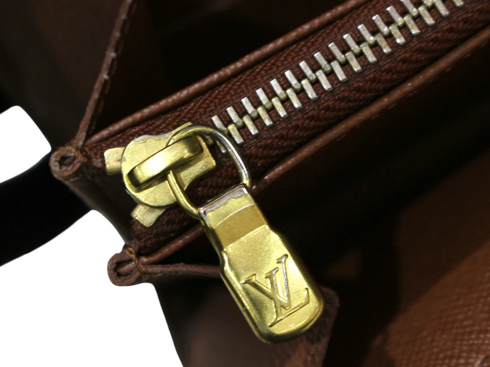 LOUIS VUITTON Portefeuille Sarah Monogram Brown Long Wallet Flap